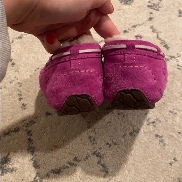 ugg moccasins pink laces